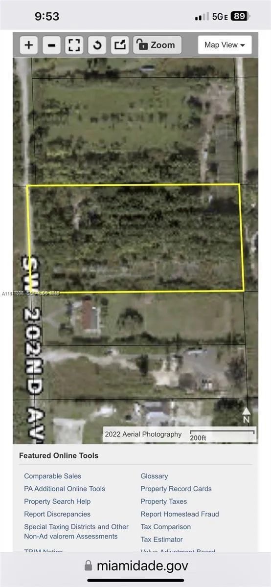 Foto de propiedad en 12505 SW 202 Avenue, Miami, FL 33196 Miami con MLS# 
