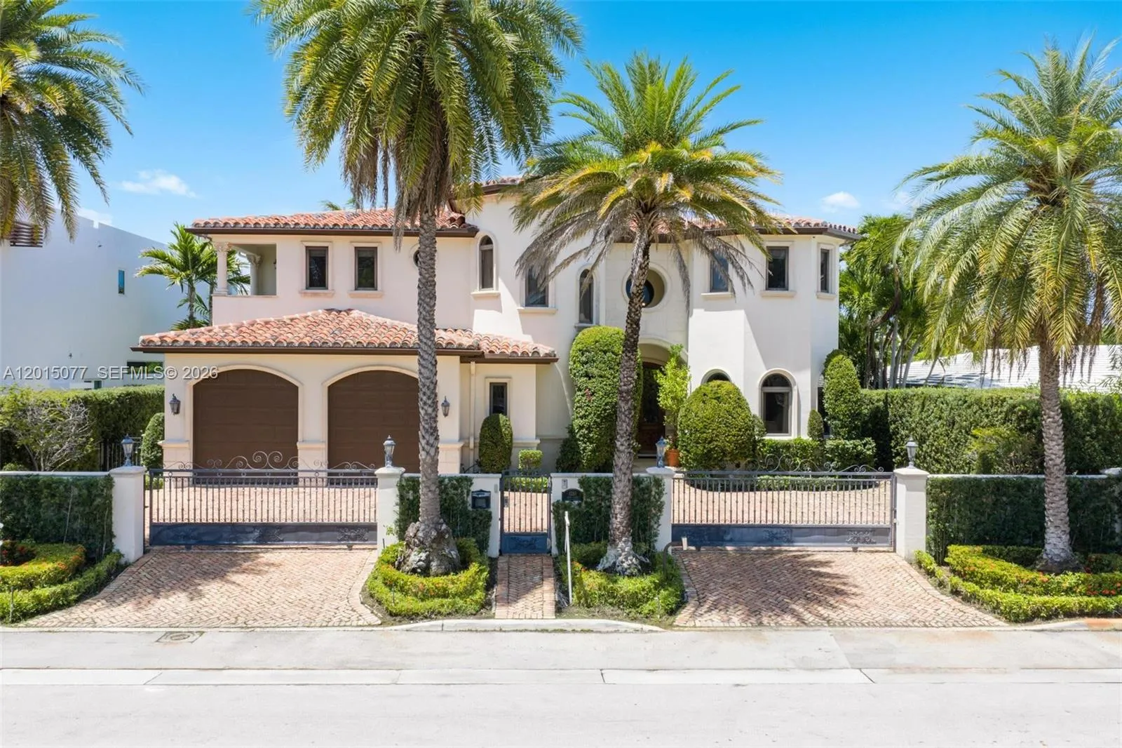 Foto de propiedad en 1251 99th Street, Bay Harbor Islands, FL 33154 Bay Harbor Islands con MLS# 