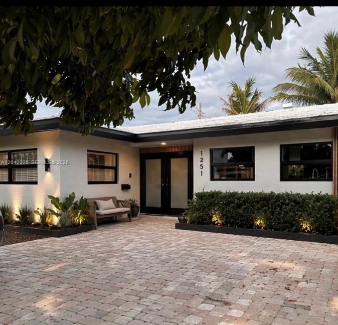 En Venta 1251 SW 11th Terrace, Boca Raton, FL 33486, Boca Raton, FL 33486
