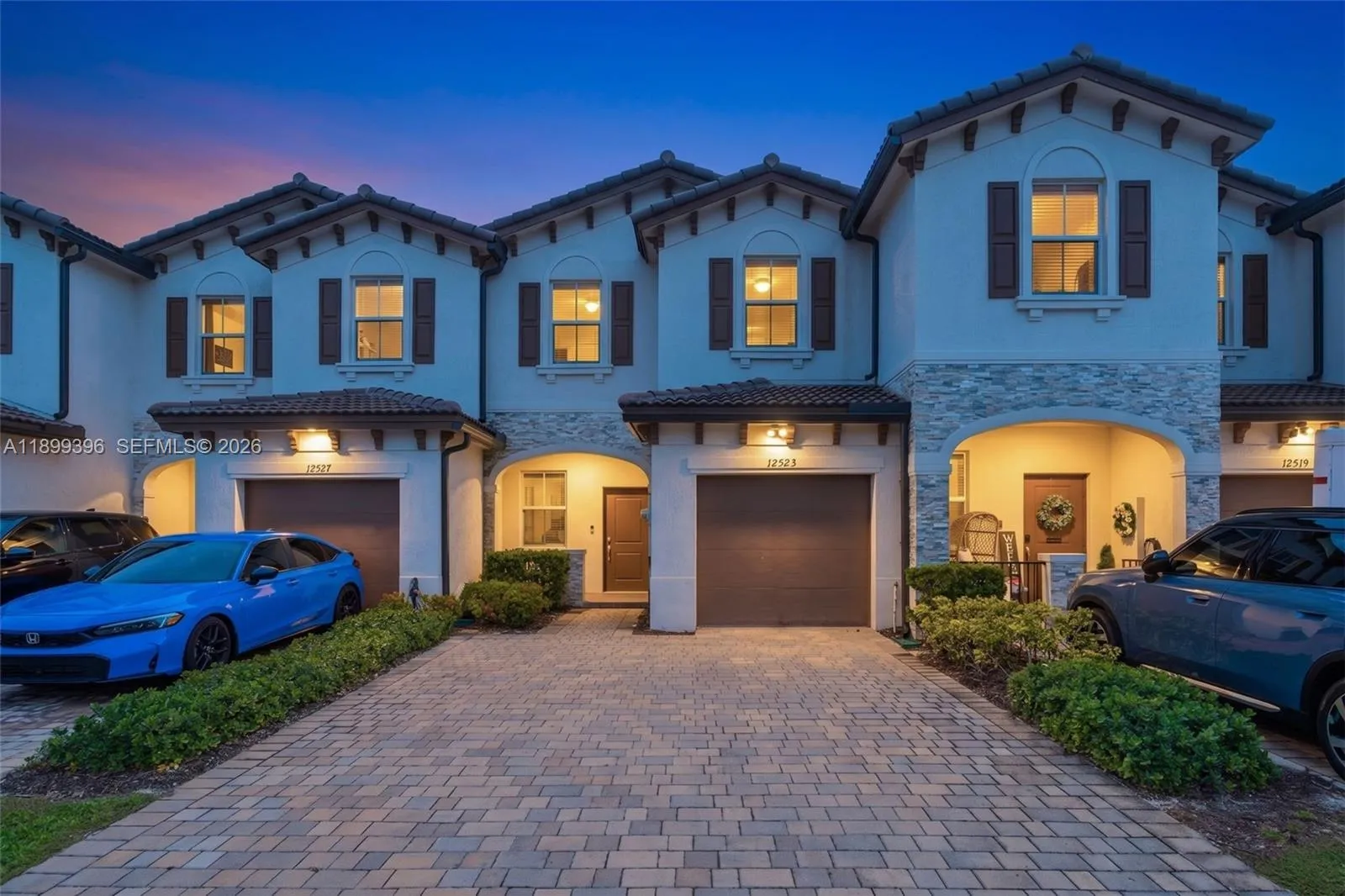 Foto de propiedad en 12523 NW 24th Avenue, Miami, FL 33167 Miami con MLS# 