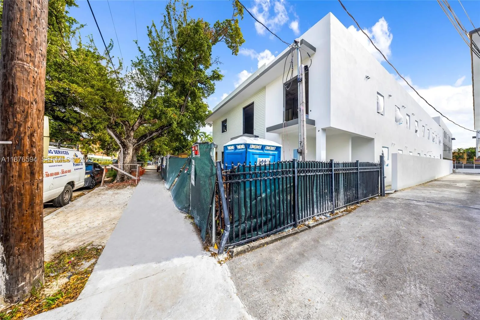 En Venta 1254 SW 2nd Street, Miami, FL 33135, Miami, FL 33135