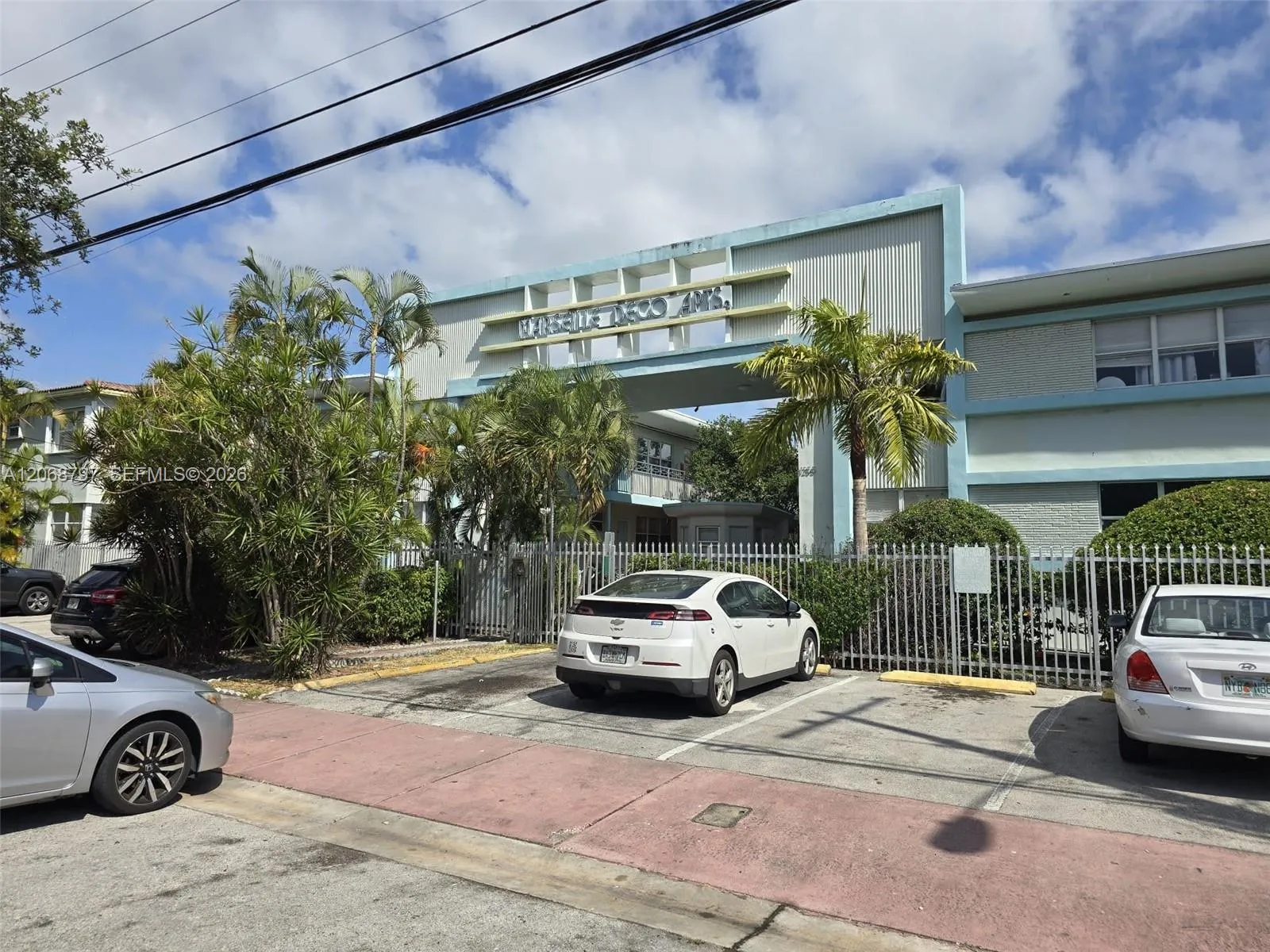 Foto de propiedad en 1255 Marseille 21, Miami Beach, FL 33141 Miami Beach con MLS# 