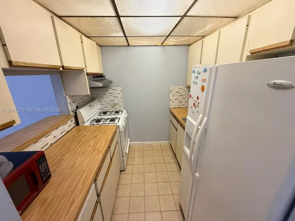 En Renta 1255 W 53rd Street 309, Hialeah, FL 33012, Hialeah, FL 33012