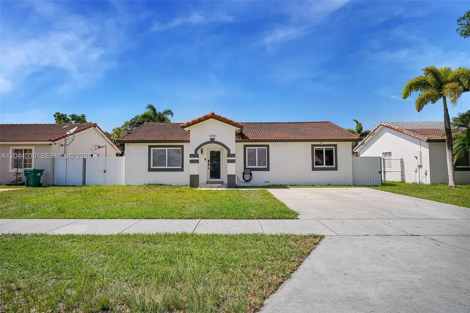 Vendido 12551 SW 223 Street, Miami, FL 33170, Miami, FL 33170