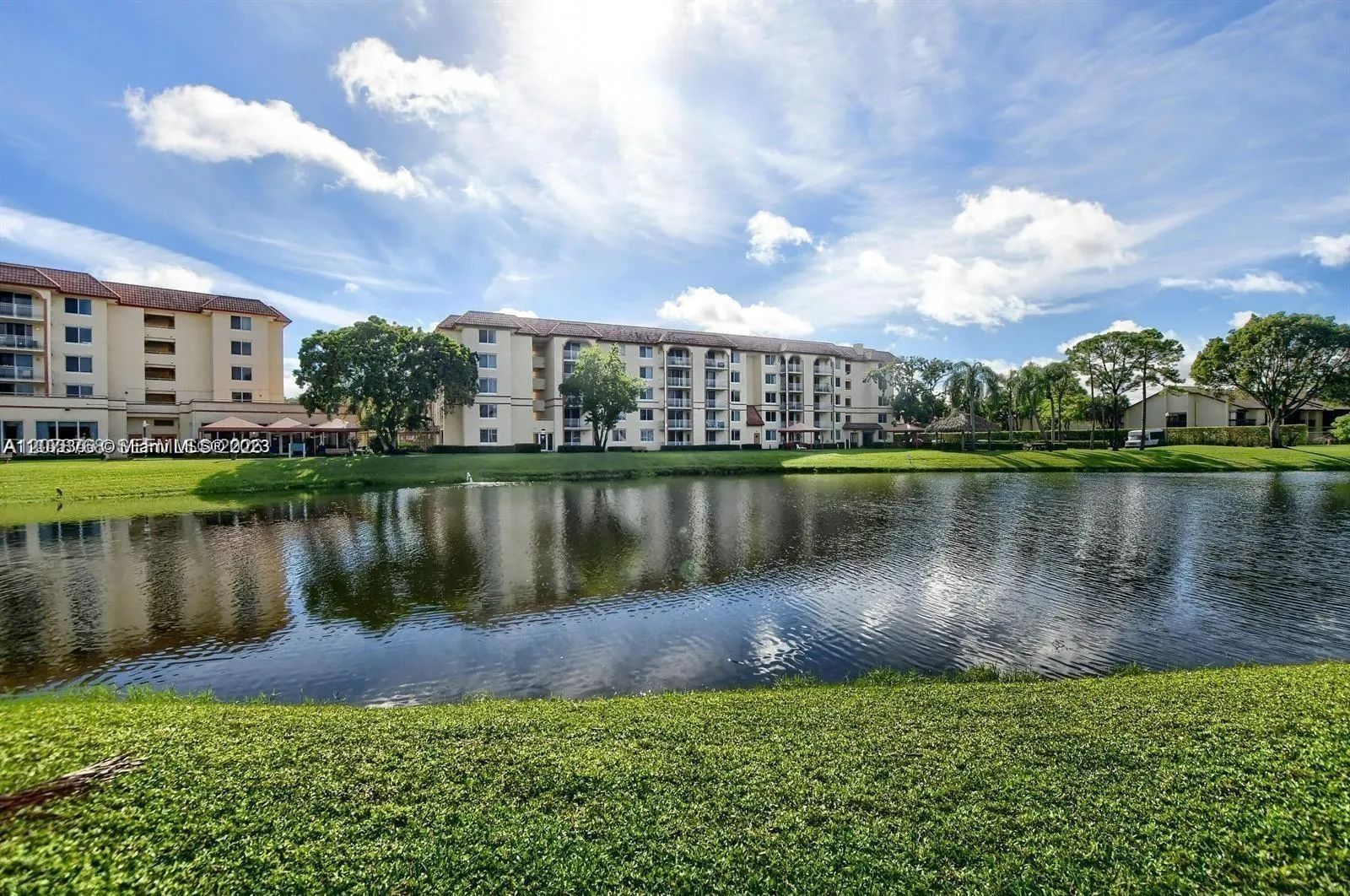 Foto de propiedad en 1258 S Military Trail 813, Deerfield Beach, FL 33442 Deerfield Beach con MLS# 