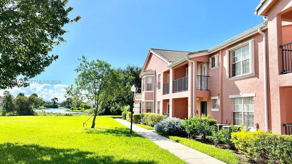 En Renta 126 SW Peacock Boulevard 205, Port St. Lucie, FL 34986, Port St. Lucie, FL 34986