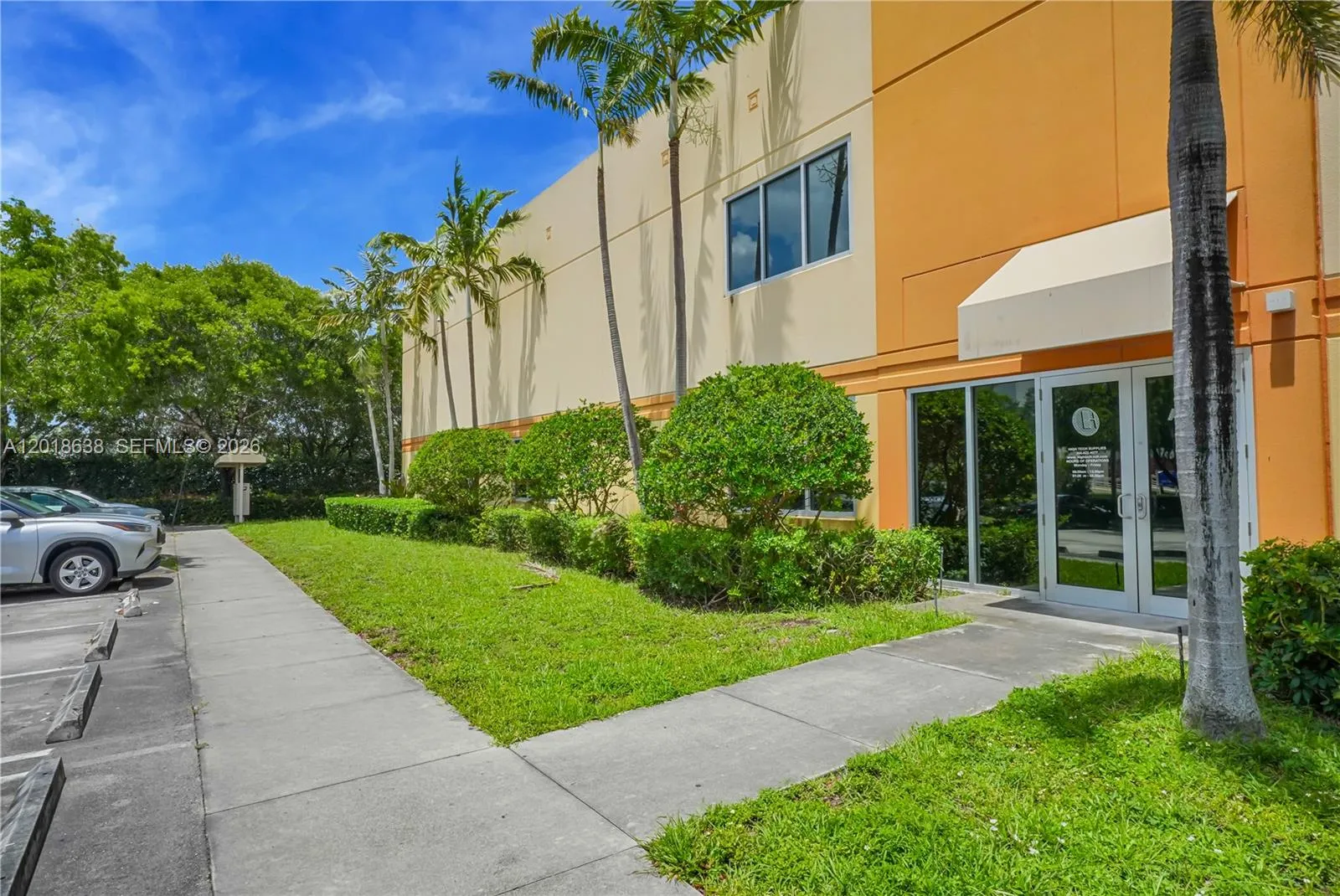 Foto de propiedad en 12601 NW 115th Avenue A-114, Medley, FL 33178 Medley con MLS# 