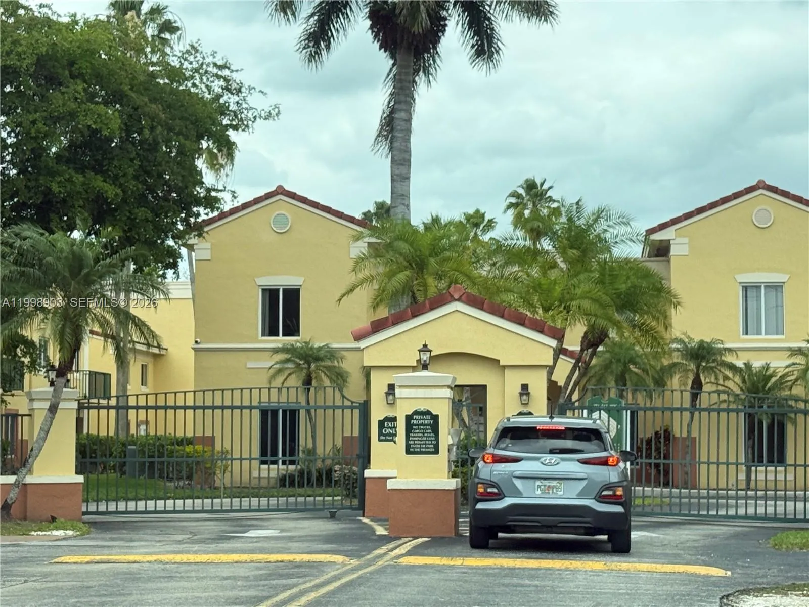 Foto de propiedad en 12605 SW 91st Street 219, Miami, FL 33186 Miami con MLS# 