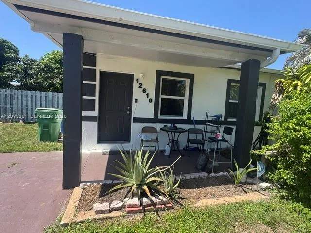 Foto de propiedad en 12610 NW 23rd Avenue, Miami, FL 33167 Miami con MLS# 