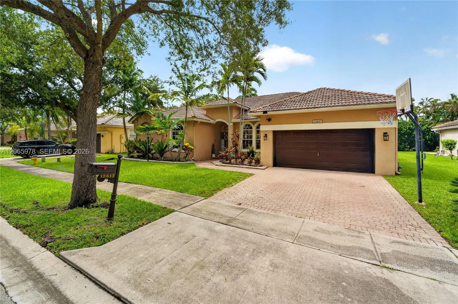 En Venta 12617 NW 23rd Street, Pembroke Pines, FL 33028, Pembroke Pines, FL 33028