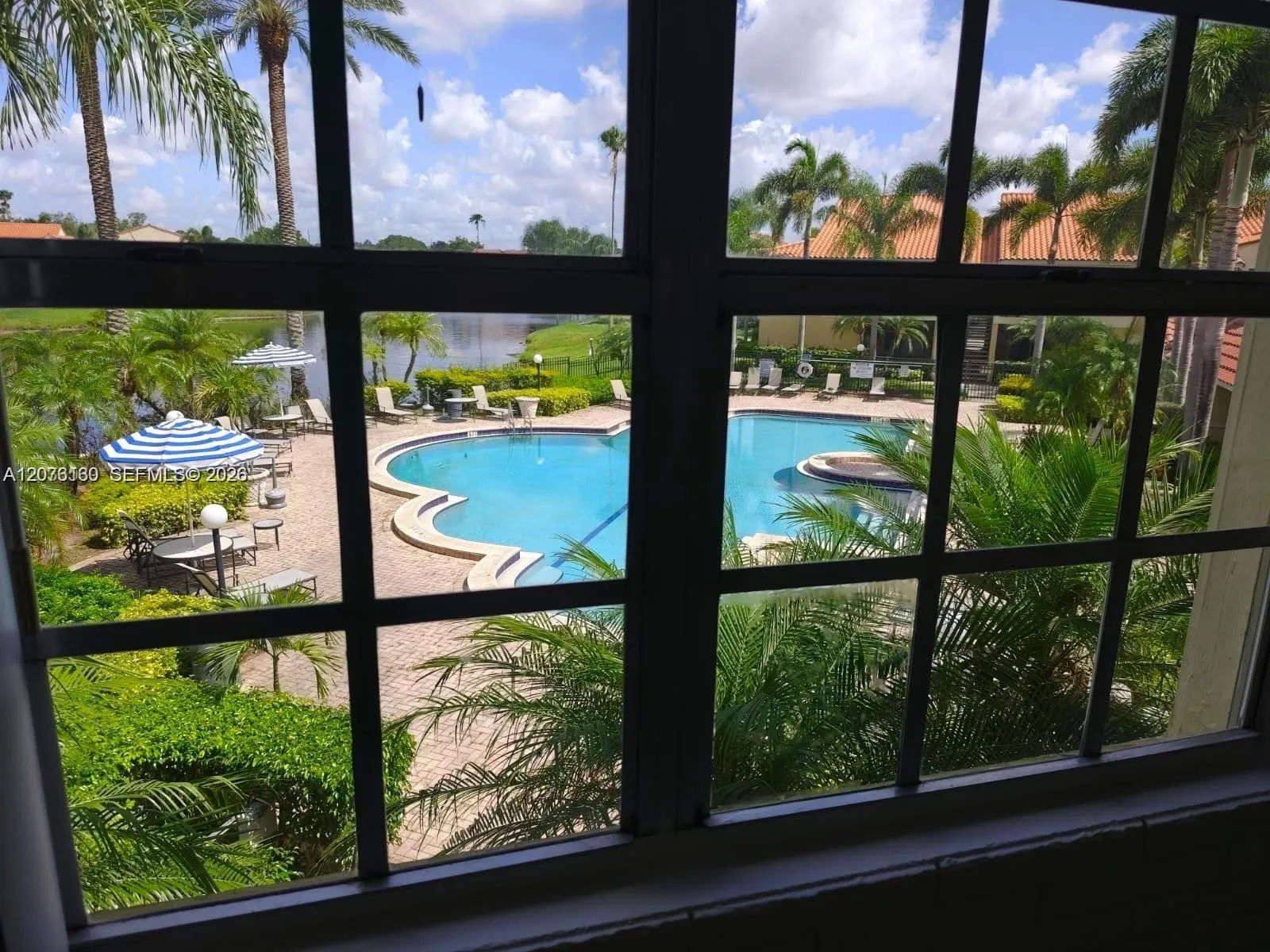 Foto de propiedad en 1269 SW 46th Avenue 2408, Pompano Beach, FL 33069 Pompano Beach con MLS# 