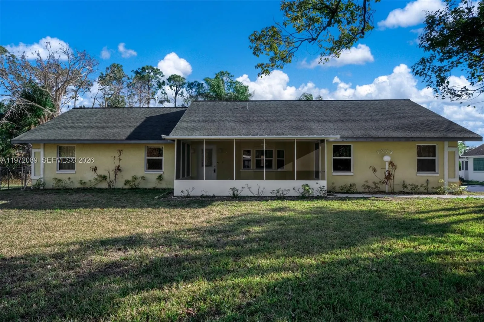 Foto de propiedad en 1273 Woodbury Avenue, Sebring, FL 33875 Sebring con MLS# 