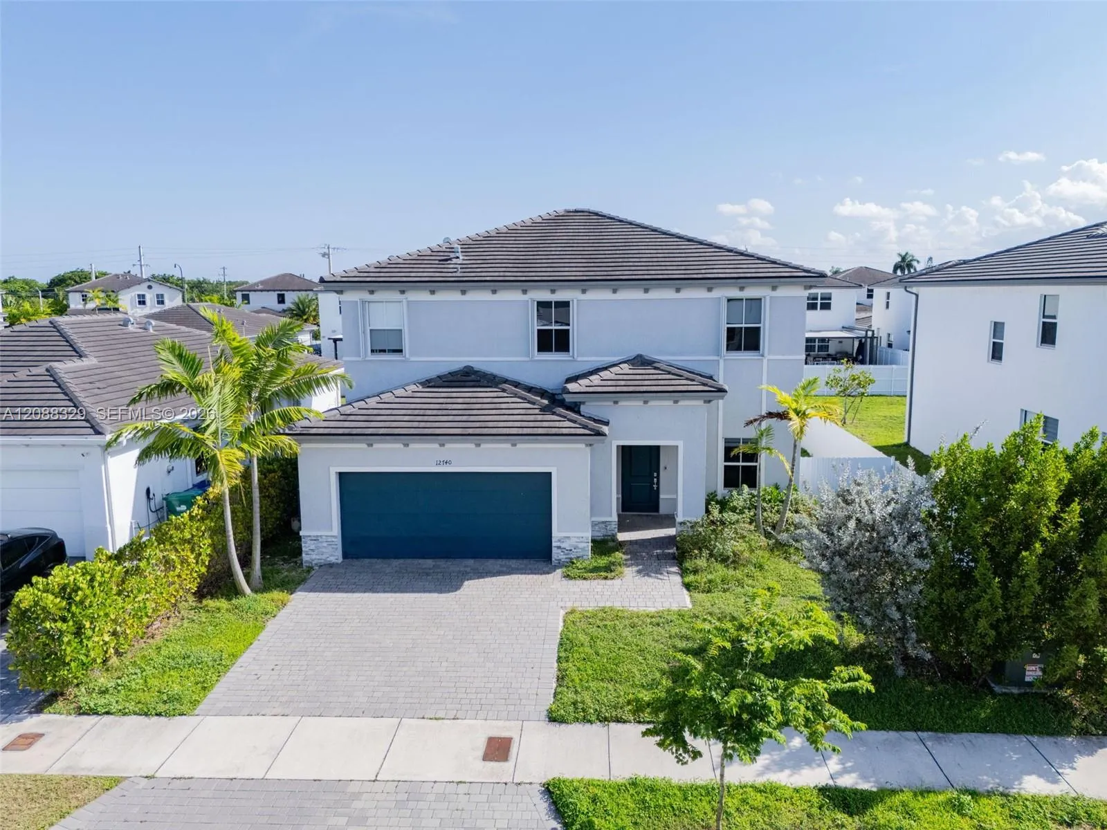 En Renta 12740 SW 214th Terrace, Miami, FL 33177, Miami, FL 33177