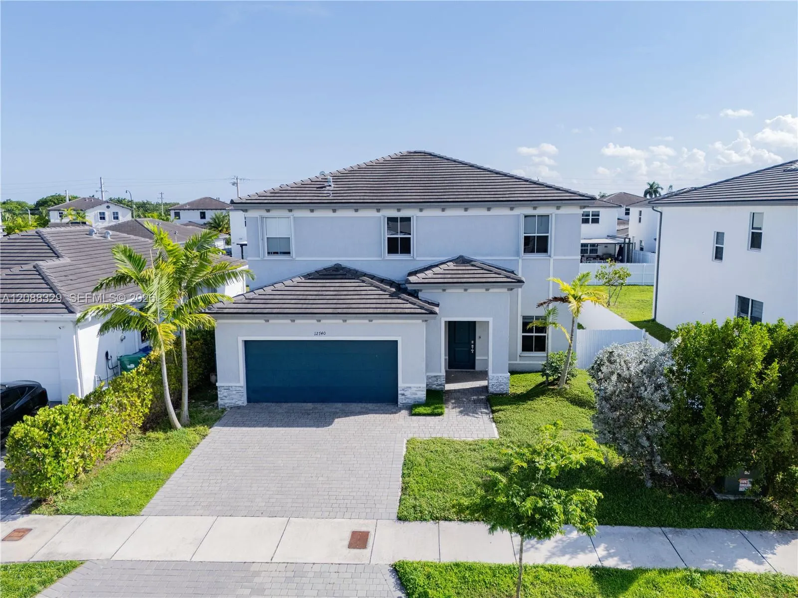 En Renta 12740 SW 214th Terrace, Miami, FL 33177, Miami, FL 33177