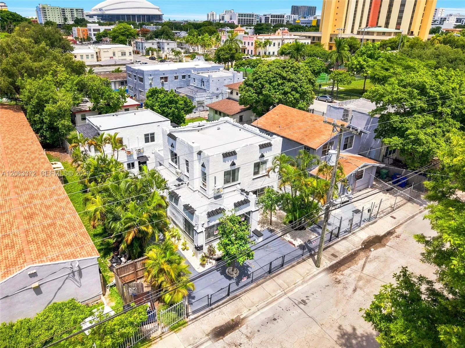 En Renta 128 NW 9th Avenue 6, Miami, FL 33128, Miami, FL 33128