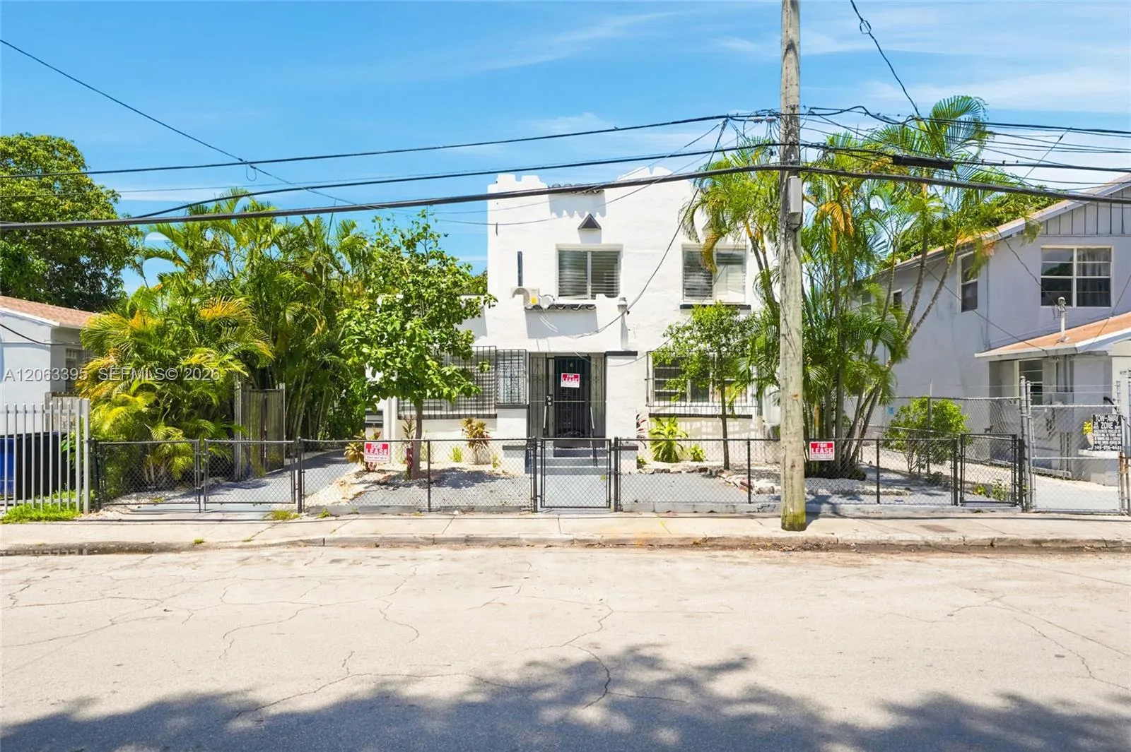 En Renta 128 NW 9th Avenue 7, Miami, FL 33128, Miami, FL 33128