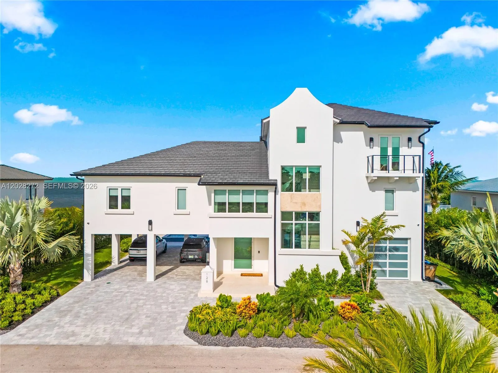 Foto de propiedad en 128 Sunrise Drive, Marathon, FL 33050 Marathon con MLS# 