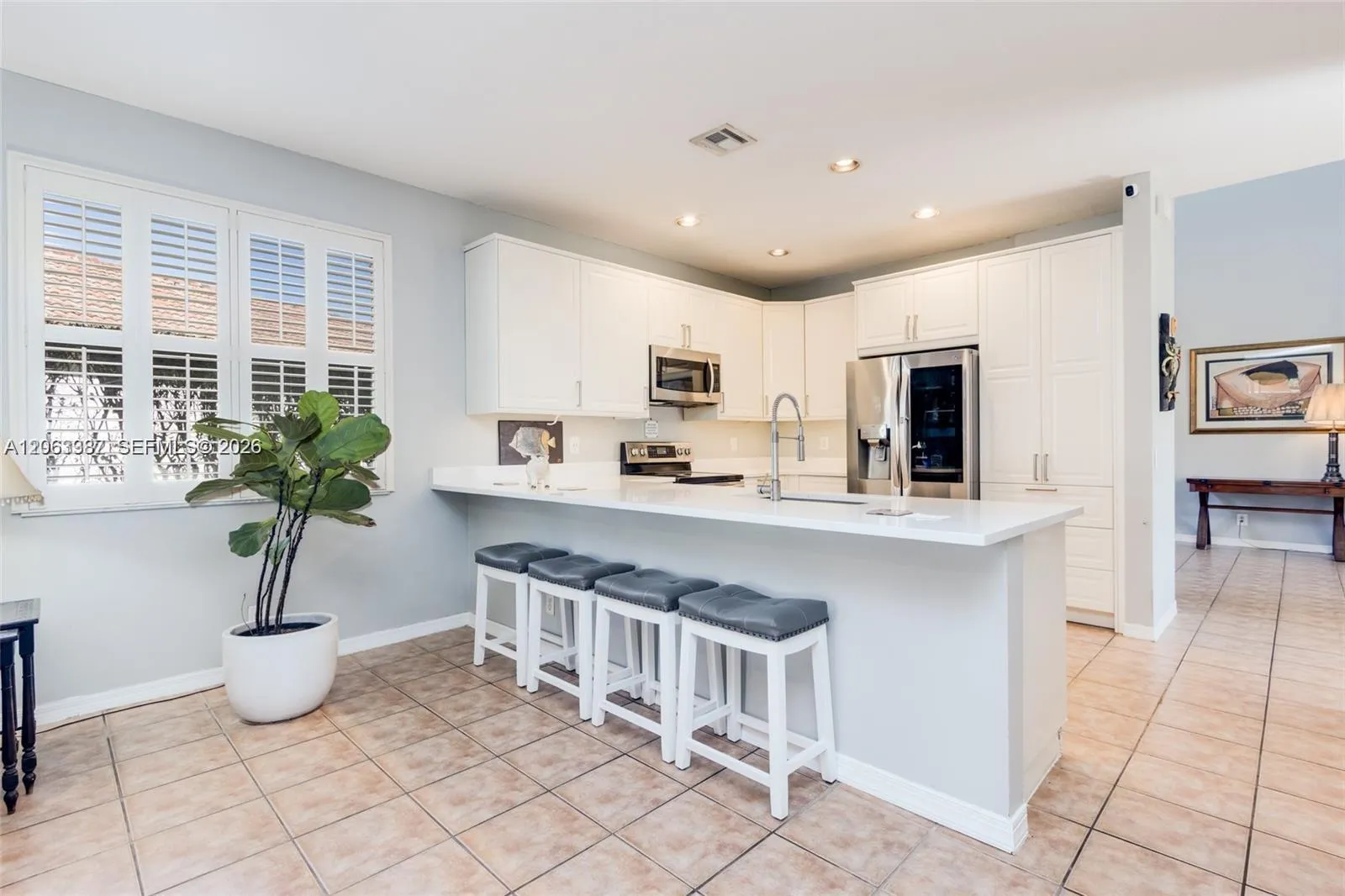 Foto de propiedad en 1280 Majesty Terrace, Weston, FL 33327 Weston con MLS# 