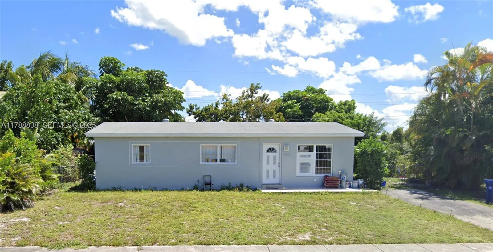 Vendido 1280 NE 211th Terrace, Miami, FL 33179, Miami, FL 33179