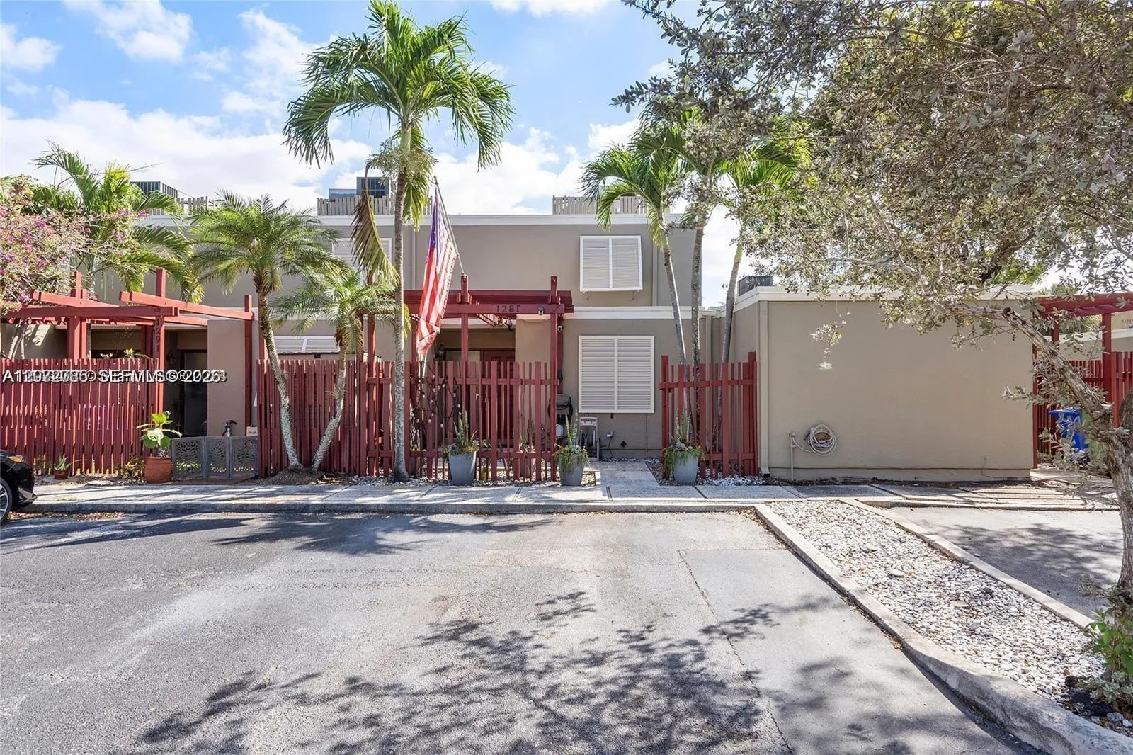 En Renta 1281 W Fairway Road 1281, Pembroke Pines, FL 33026, Pembroke Pines, FL 33026
