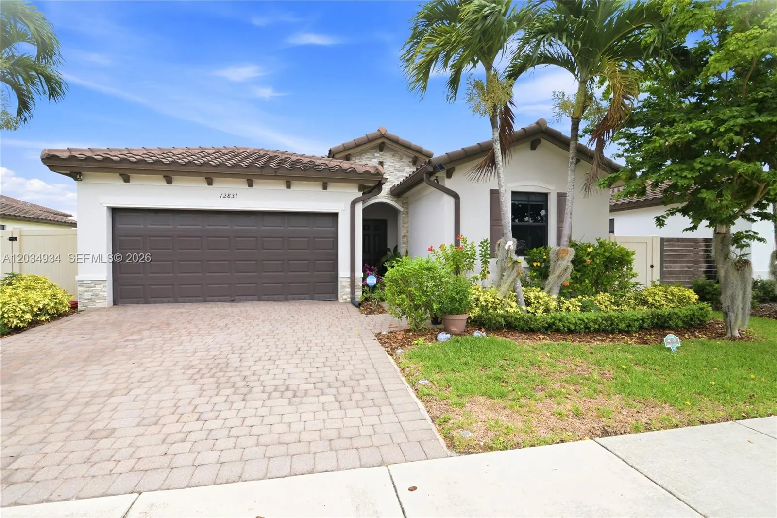 Vendido 12831 SW 229th Street, Miami, FL 33170, Miami, FL 33170
