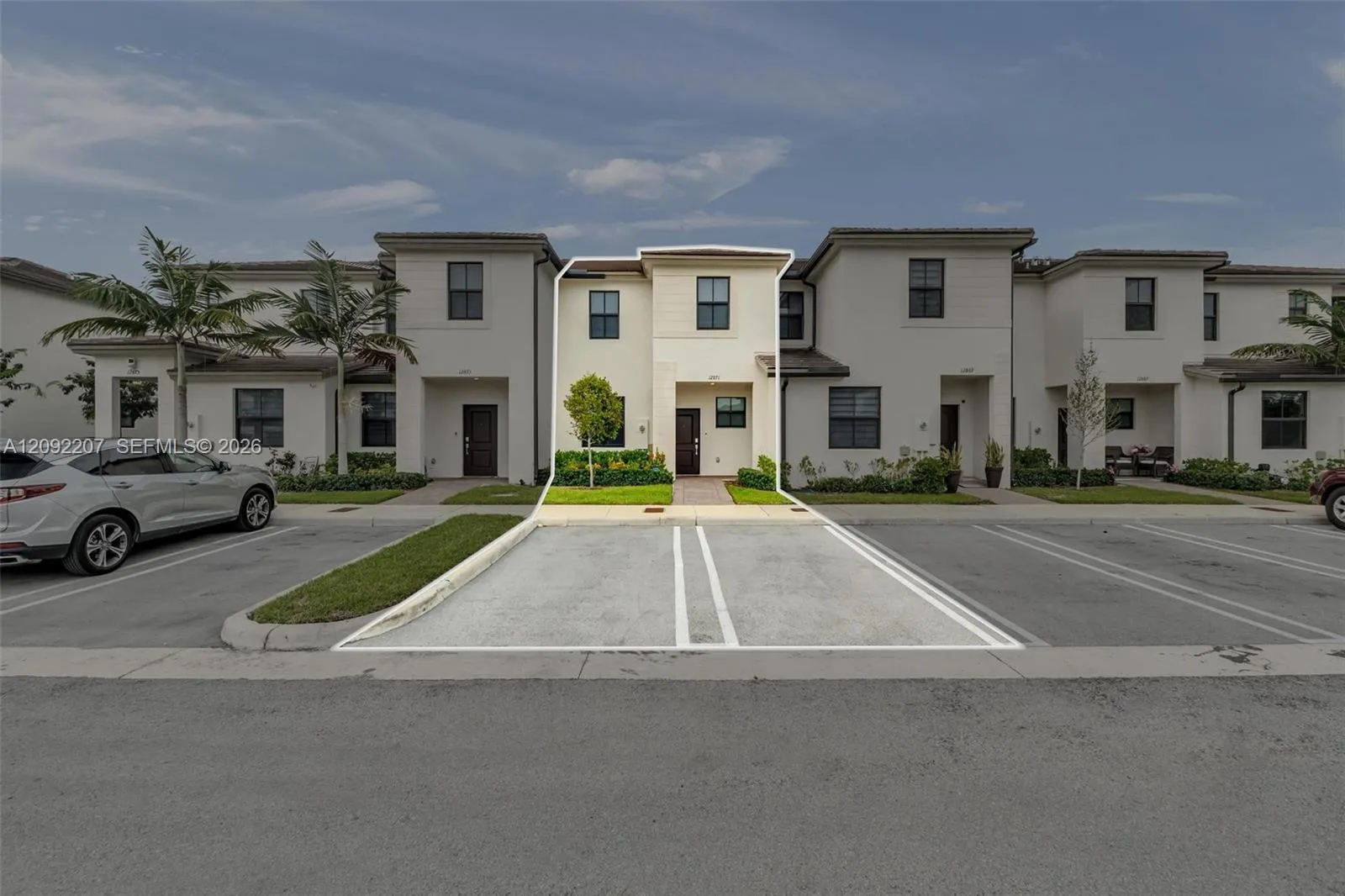 Foto de propiedad en 12871 SW 233rd Terrace 12871, Homestead, FL 33032 Homestead con MLS# 