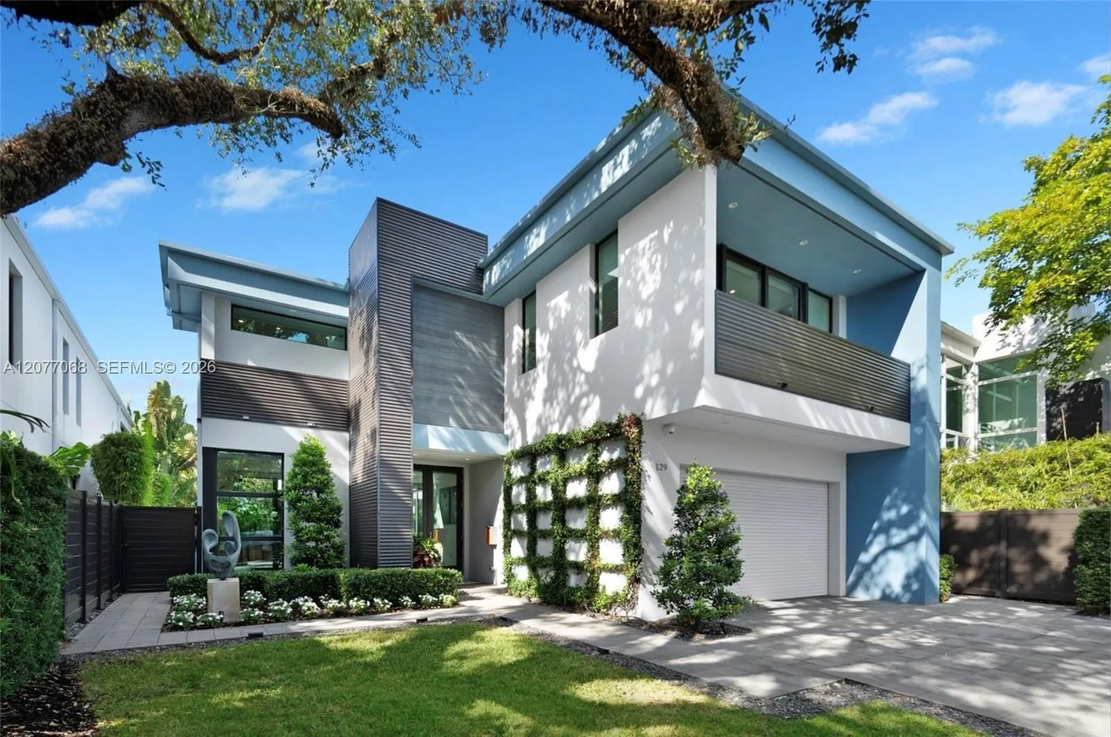 Foto de propiedad en 129 N Victoria Park Road, Fort Lauderdale, FL 33301 Fort Lauderdale con MLS# 