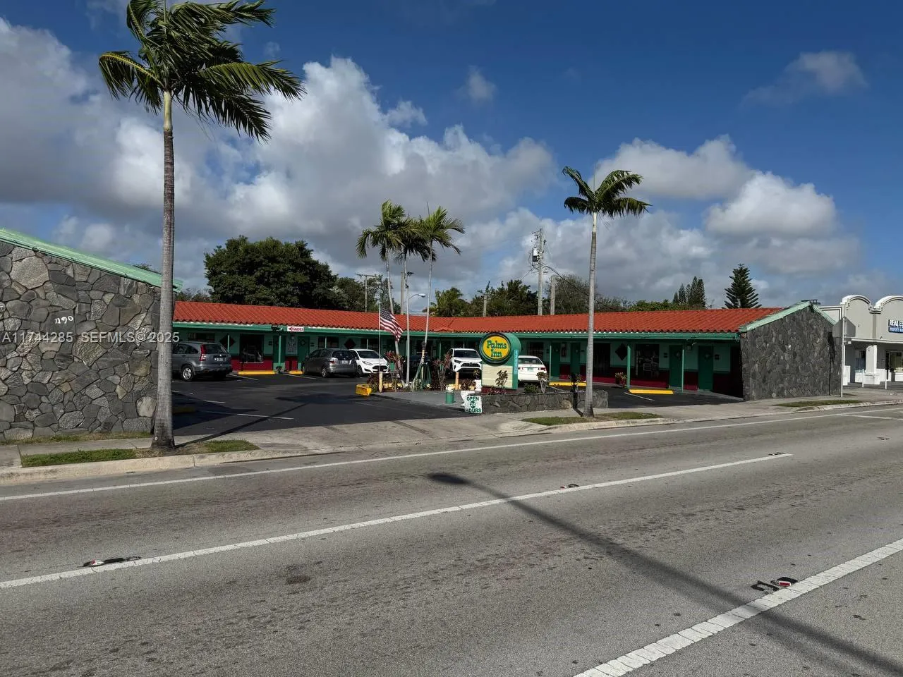 Foto de propiedad en 1290 S Federal Highway, Dania Beach, FL 33004 Dania Beach con MLS# 