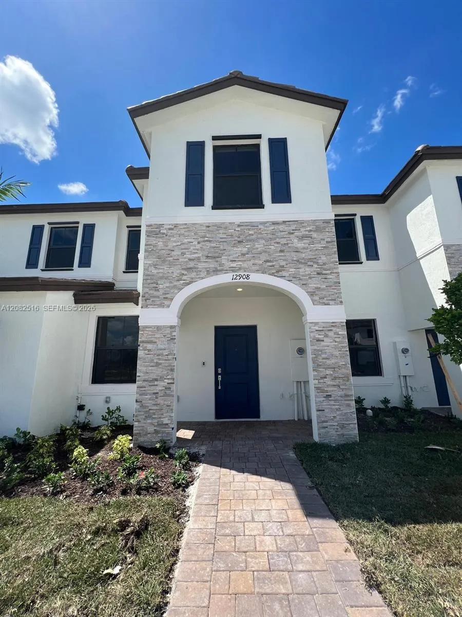 En Venta 12908 SW 233rd Terrace, Homestead, FL 33032, Homestead, FL 33032