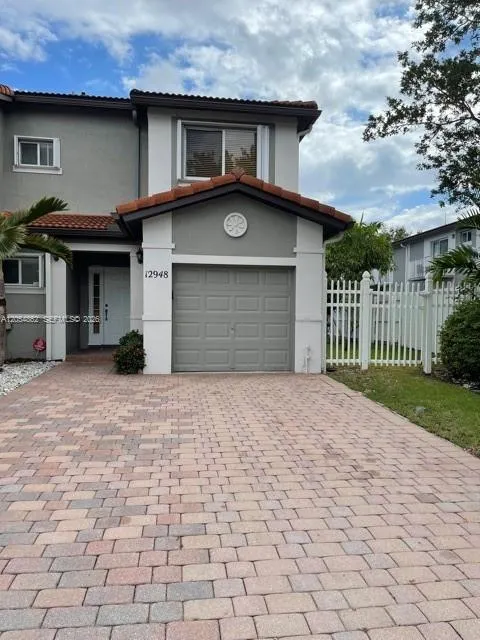 Foto de propiedad en 12948 SW 28th Court 12948, Miramar, FL 33027 Miramar con MLS# 
