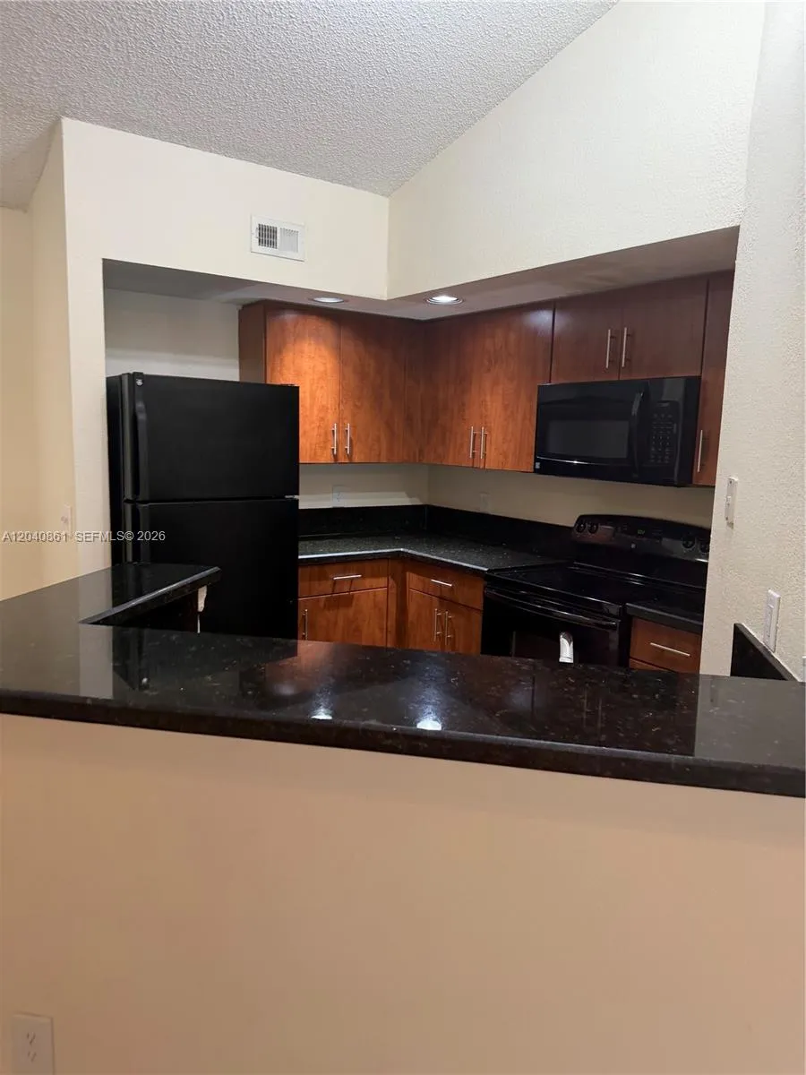 Foto de propiedad en 12950 Vista Isles Drive 424, Sunrise, FL 33325 Sunrise con MLS# 