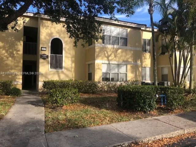 Alquilada 12950 Vista Isles Drive 425, Sunrise, FL 33325, Sunrise, FL 33325