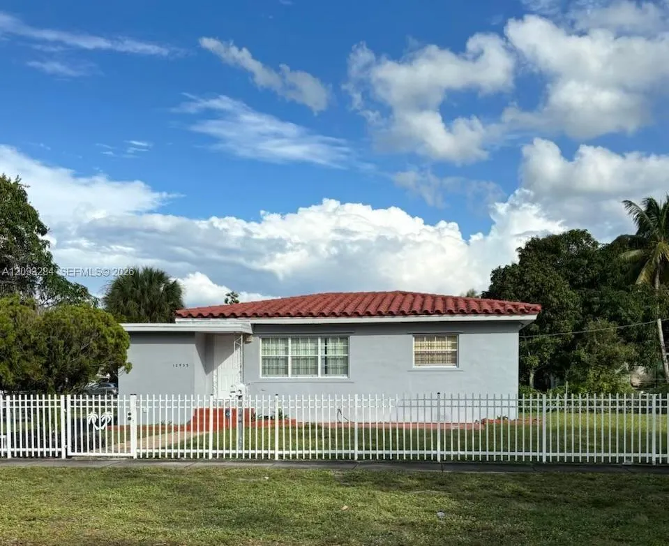 En Venta 12955 NW 13th Avenue, North Miami, FL 33167, North Miami, FL 33167