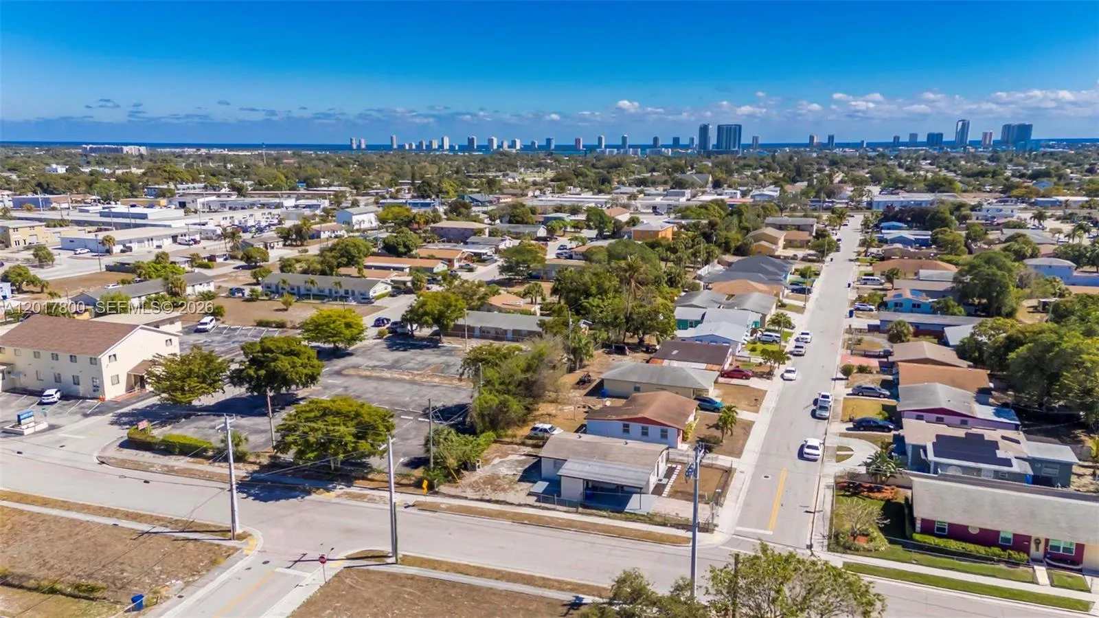 Vendido 1296 W 36th Street, Riviera Beach, FL 33404, Riviera Beach, FL 33404