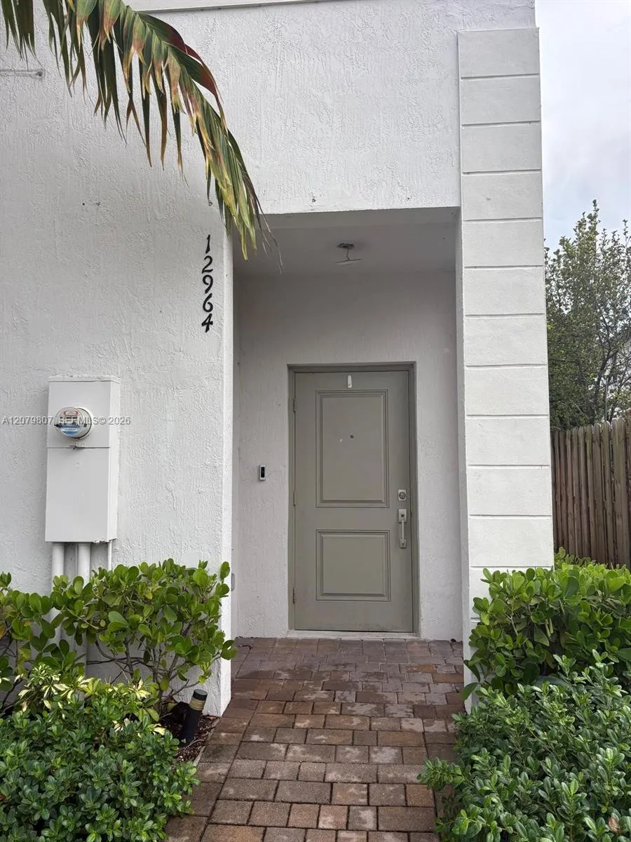 En Renta 12964 SW 232nd Lane 1, Homestead, FL 33170, Homestead, FL 33170