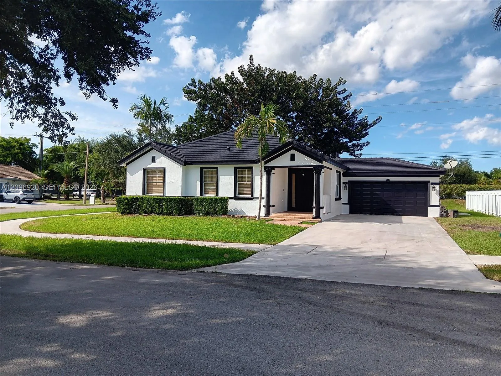 En Venta 12971 SW 200th Terrace, Miami, FL 33177, Miami, FL 33177