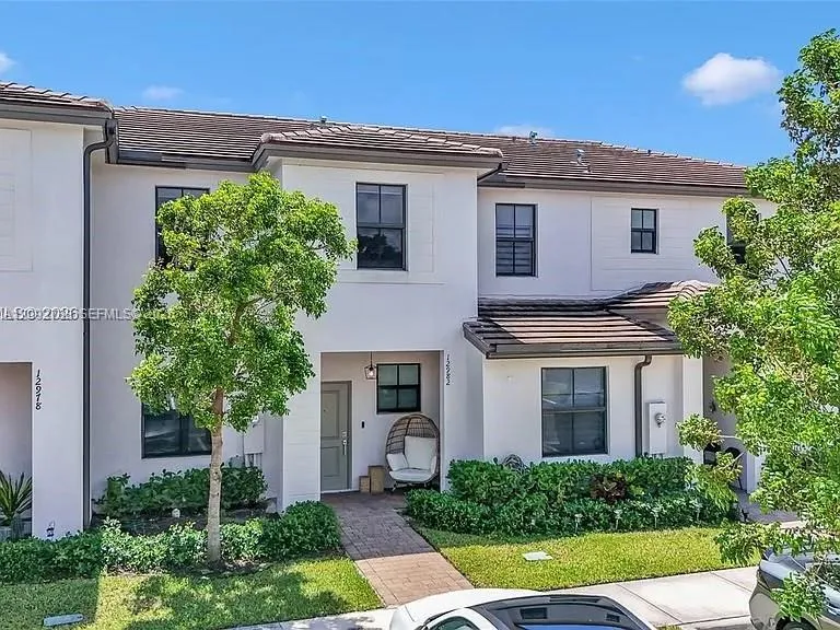 En Venta 12982 SW 232nd Lane, Miami, FL 33032, Miami, FL 33032