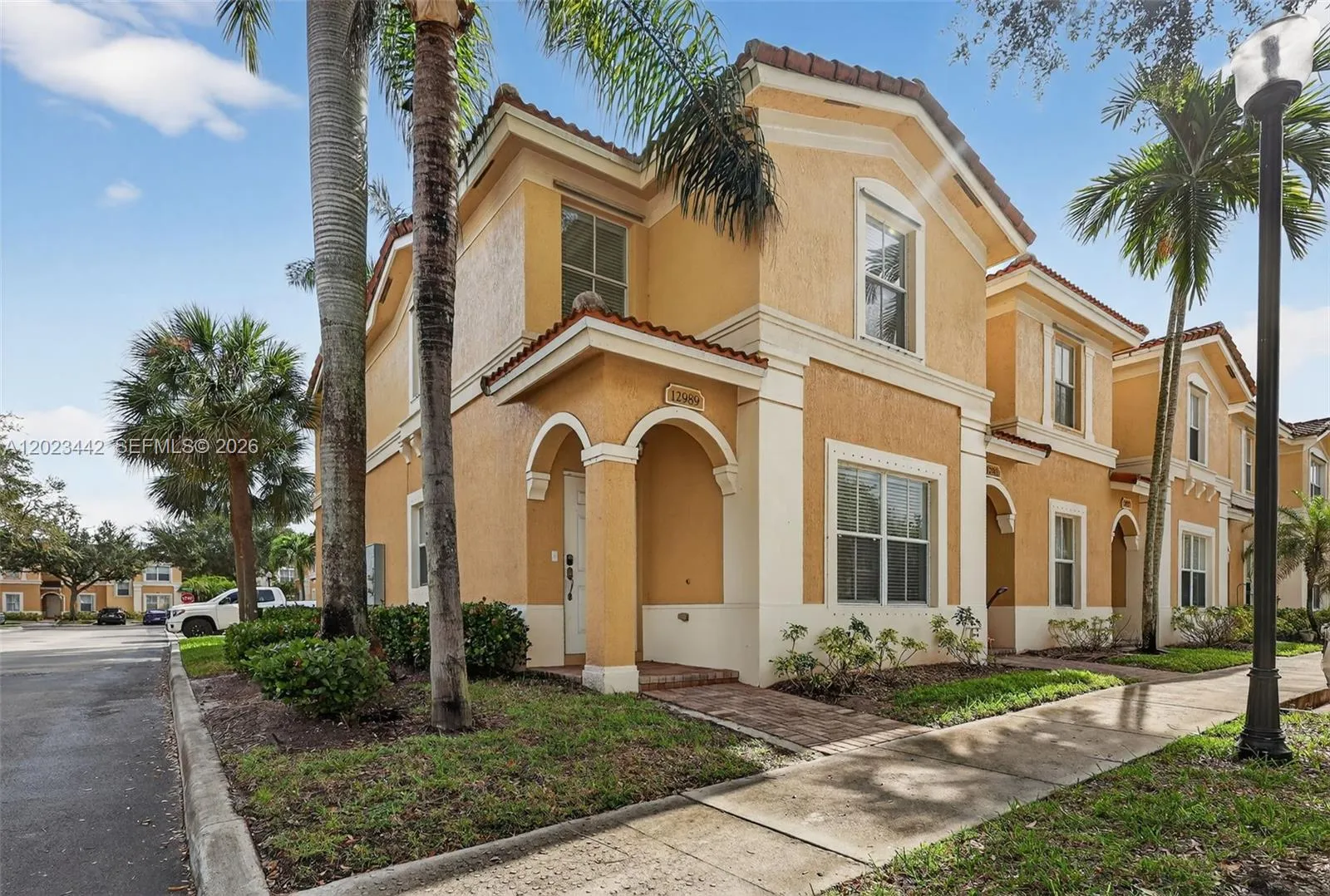 Foto de propiedad en 12989 SW 30th Court 135, Miramar, FL 33027 Miramar con MLS# 