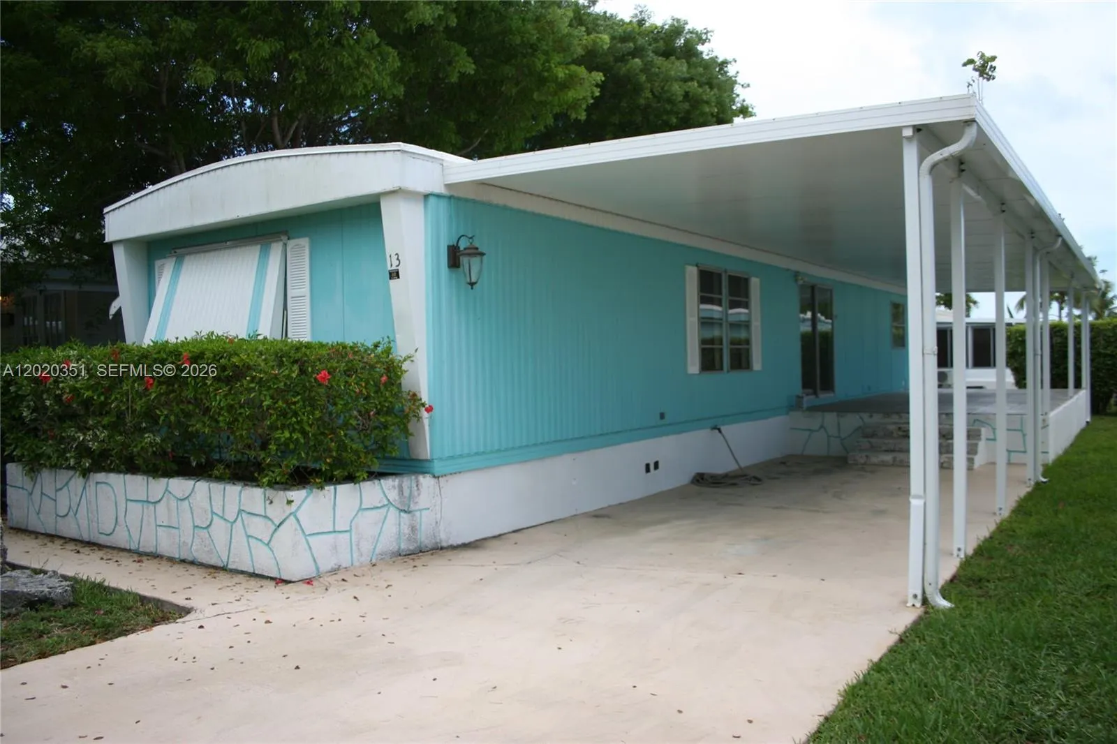 Foto de propiedad en 13 Old State Road, Key Largo, FL 33037 Key Largo con MLS# 