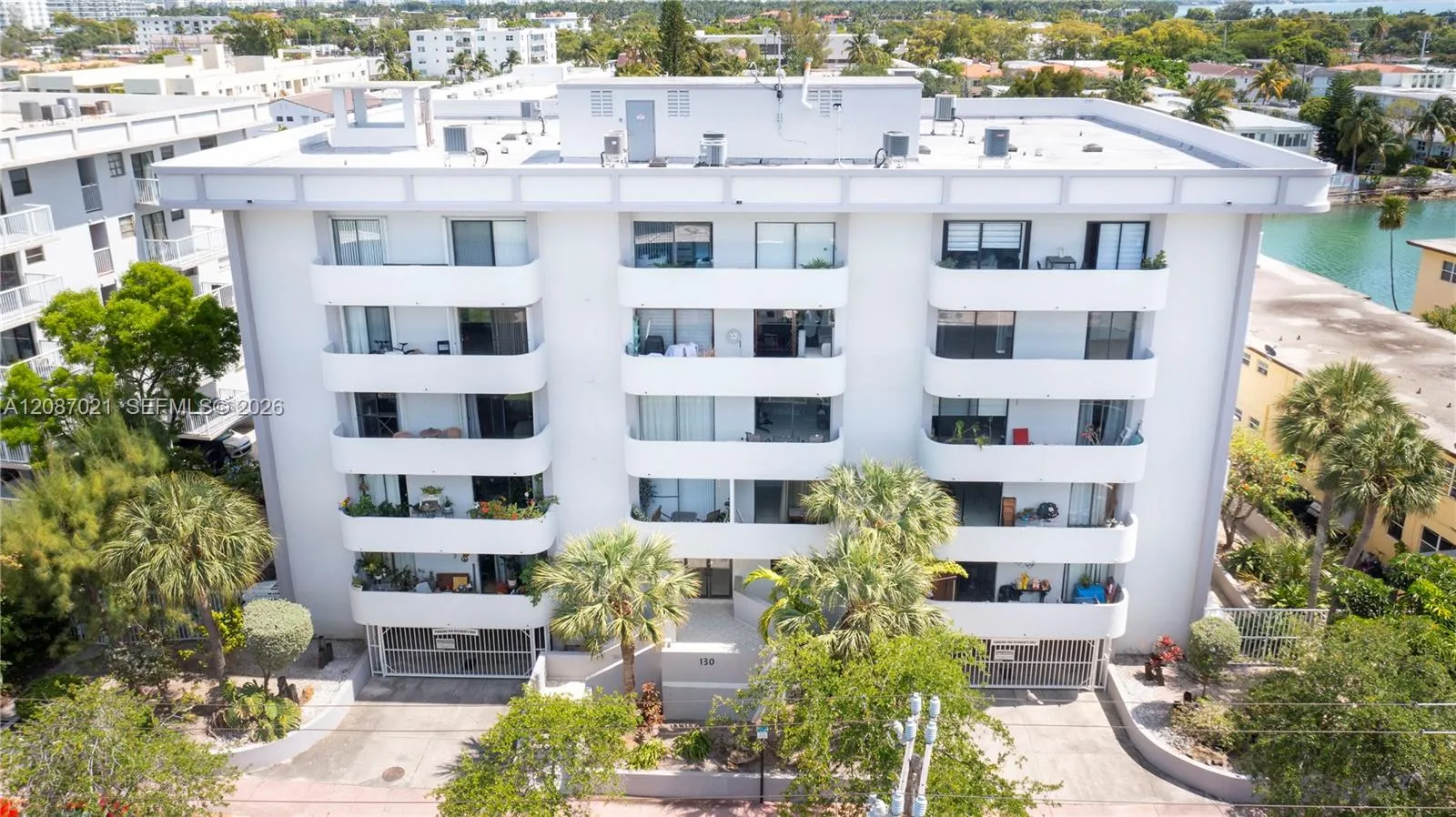 En Venta 130 S Shore Drive 2F, Miami Beach, FL 33141, Miami Beach, FL 33141