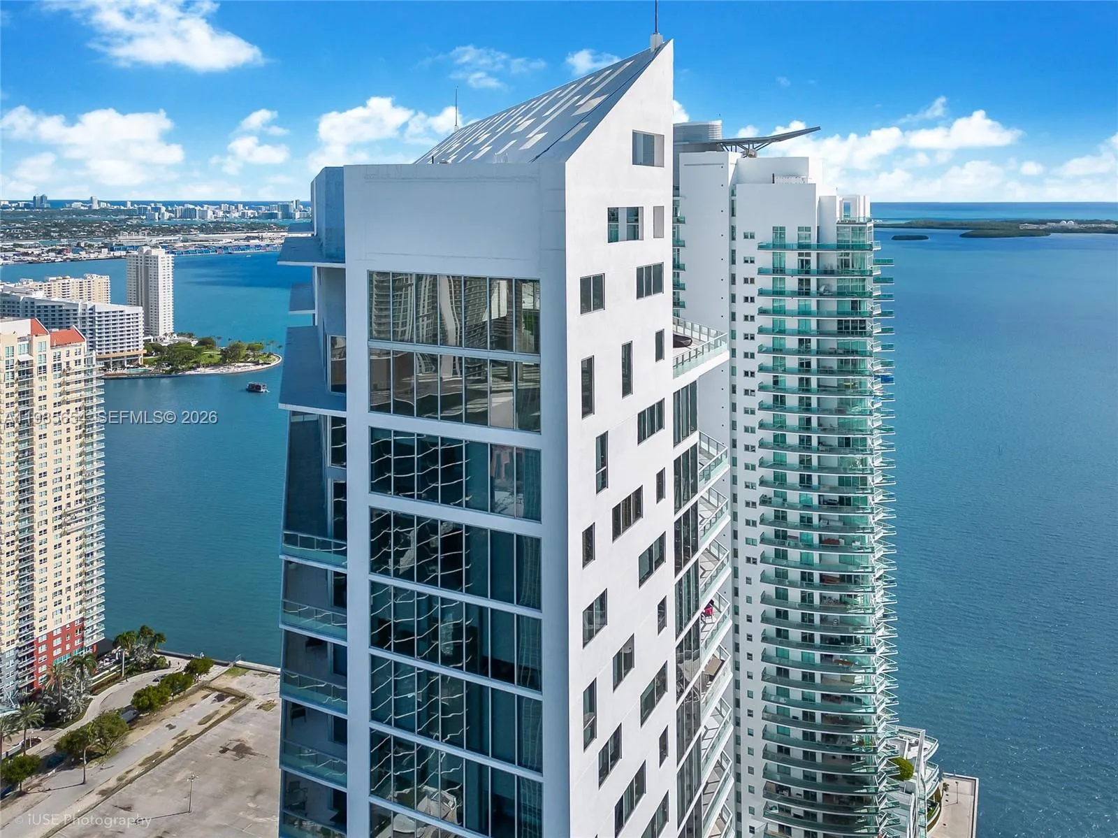 Alquilada 1300 Brickell Bay Drive 1803, Miami, FL 33131, Miami, FL 33131