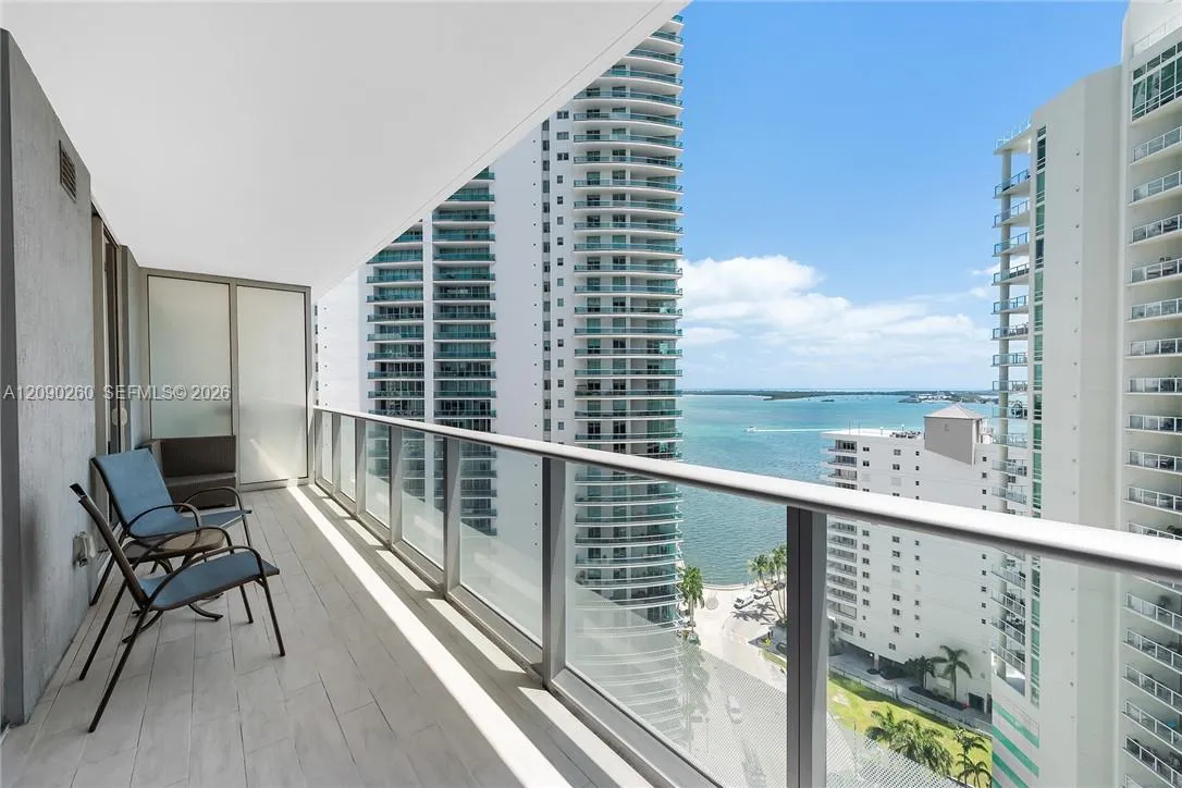 En Renta 1300 Brickell Bay Drive 1905, Miami, FL 33131, Miami, FL 33131