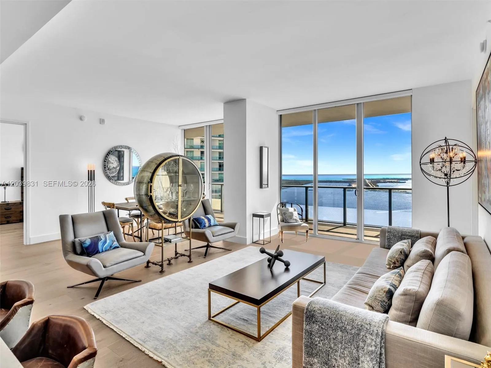 En Renta 1300 E Brickell Bay Drive 4202, Miami, FL 33131, Miami, FL 33131