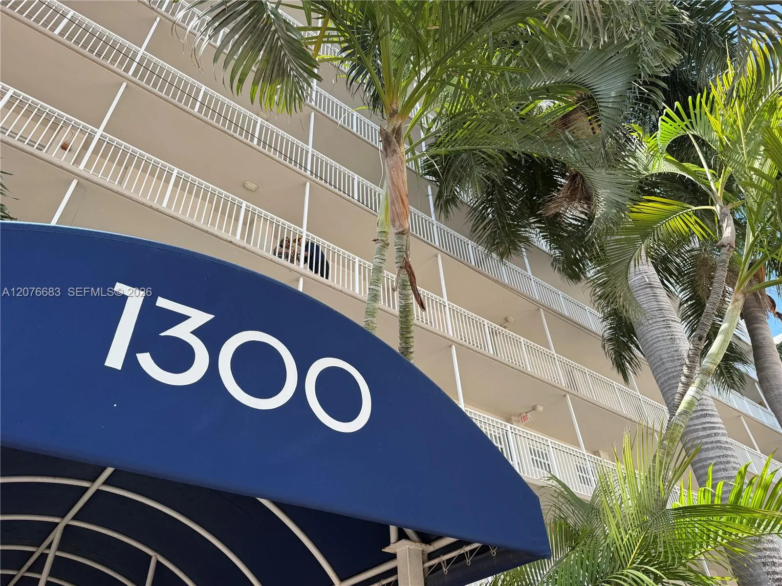 Foto de propiedad en 1300 Lincoln Road E705, Miami Beach, FL 33139 Miami Beach con MLS# 