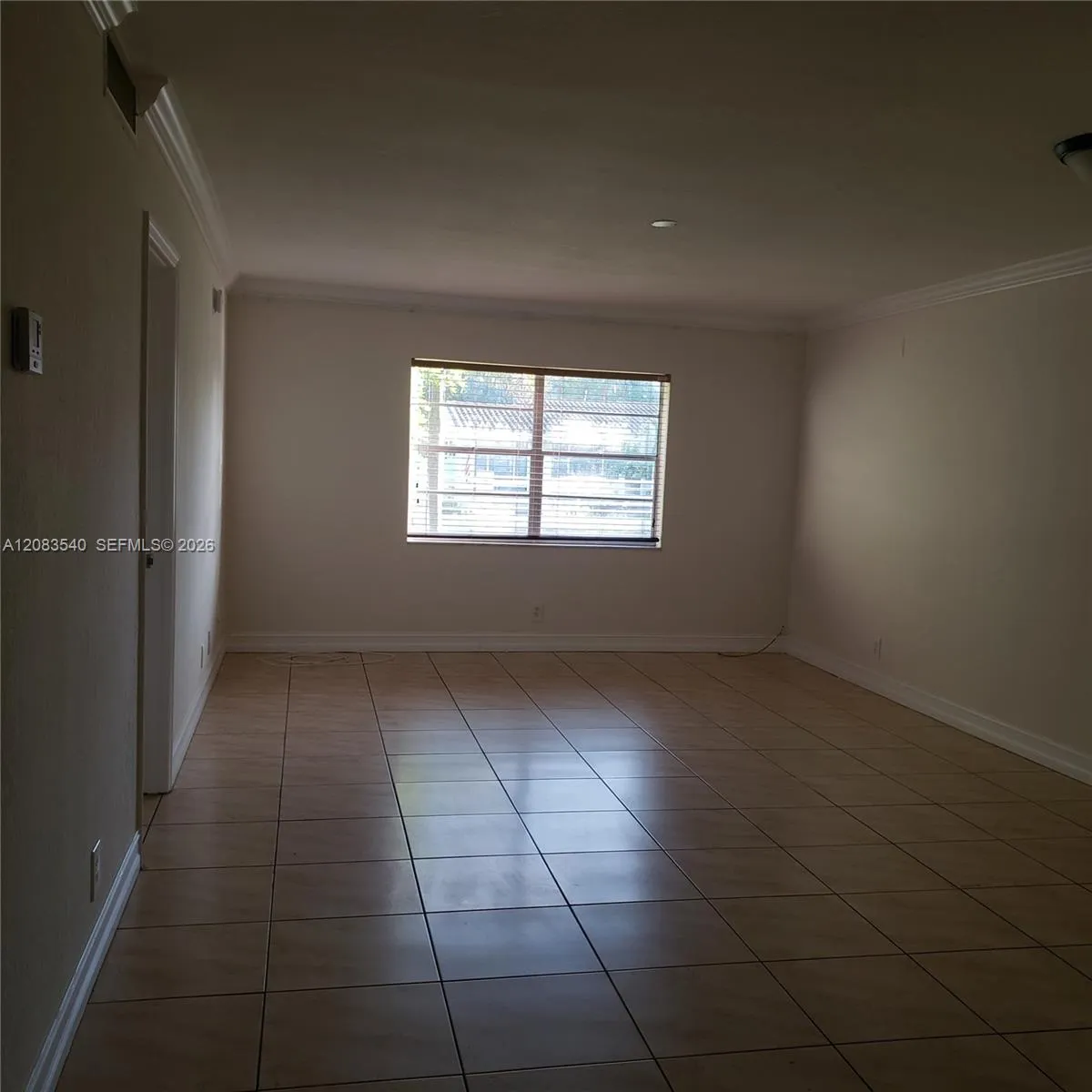 Foto de propiedad en 1300 Moffett Street 110, Hallandale Beach, FL 33009 Hallandale Beach con MLS#