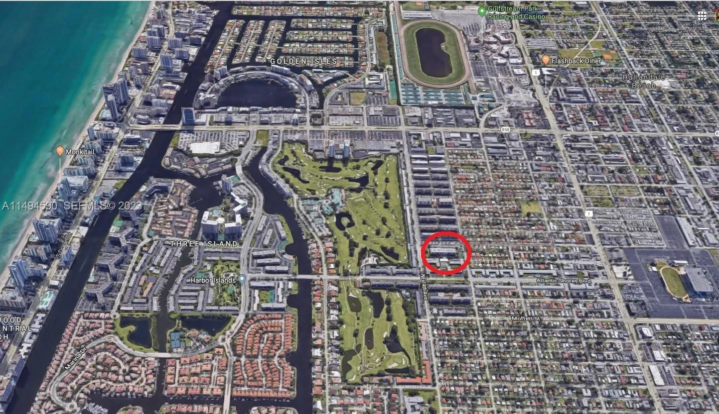 Foto de propiedad en 1300 Moffett Street 302, Hallandale Beach, FL 33009 Hallandale Beach con MLS# 