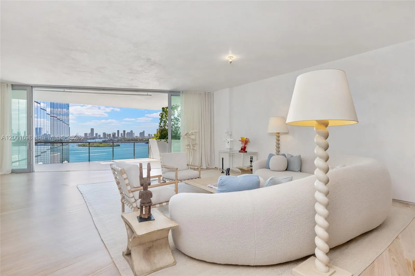 Foto de propiedad en 1300 Monad Terrace 11E, Miami Beach, FL 33139 Miami Beach con MLS# 