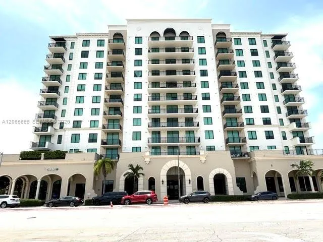 En Venta 1300 Ponce De Leon Boulevard 409, Coral Gables, FL 33134, Coral Gables, FL 33134