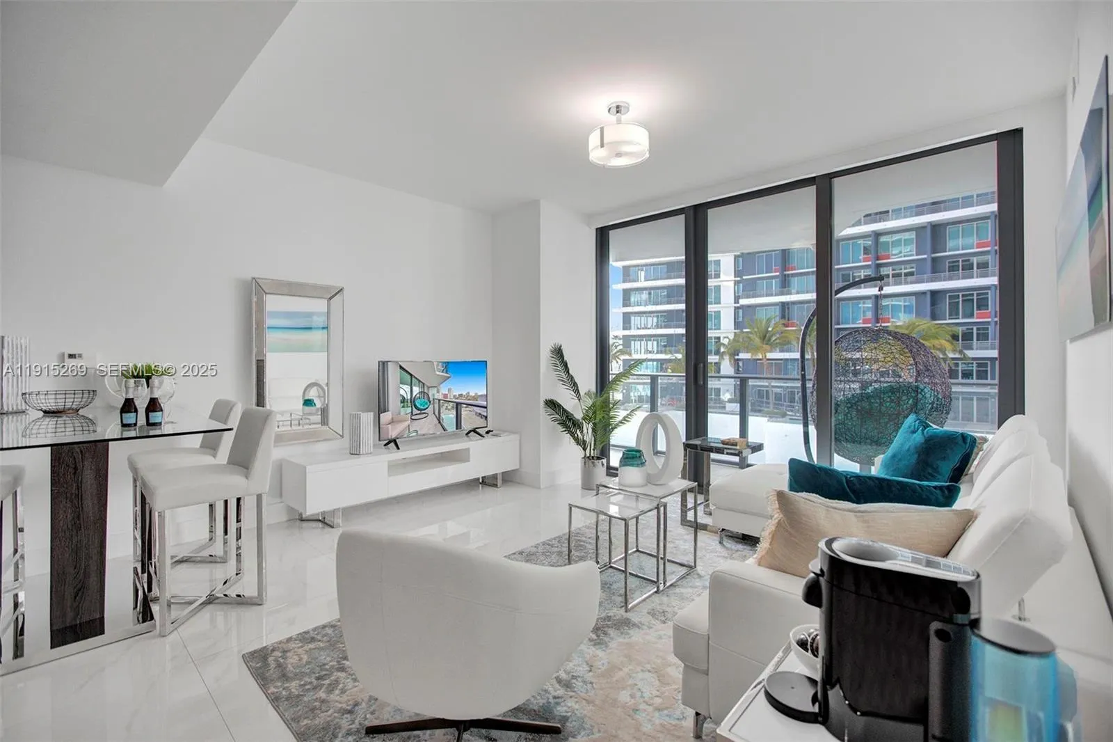 Foto de propiedad en 1300 S Miami Avenue 1407, Miami, FL 33130 Miami con MLS#
