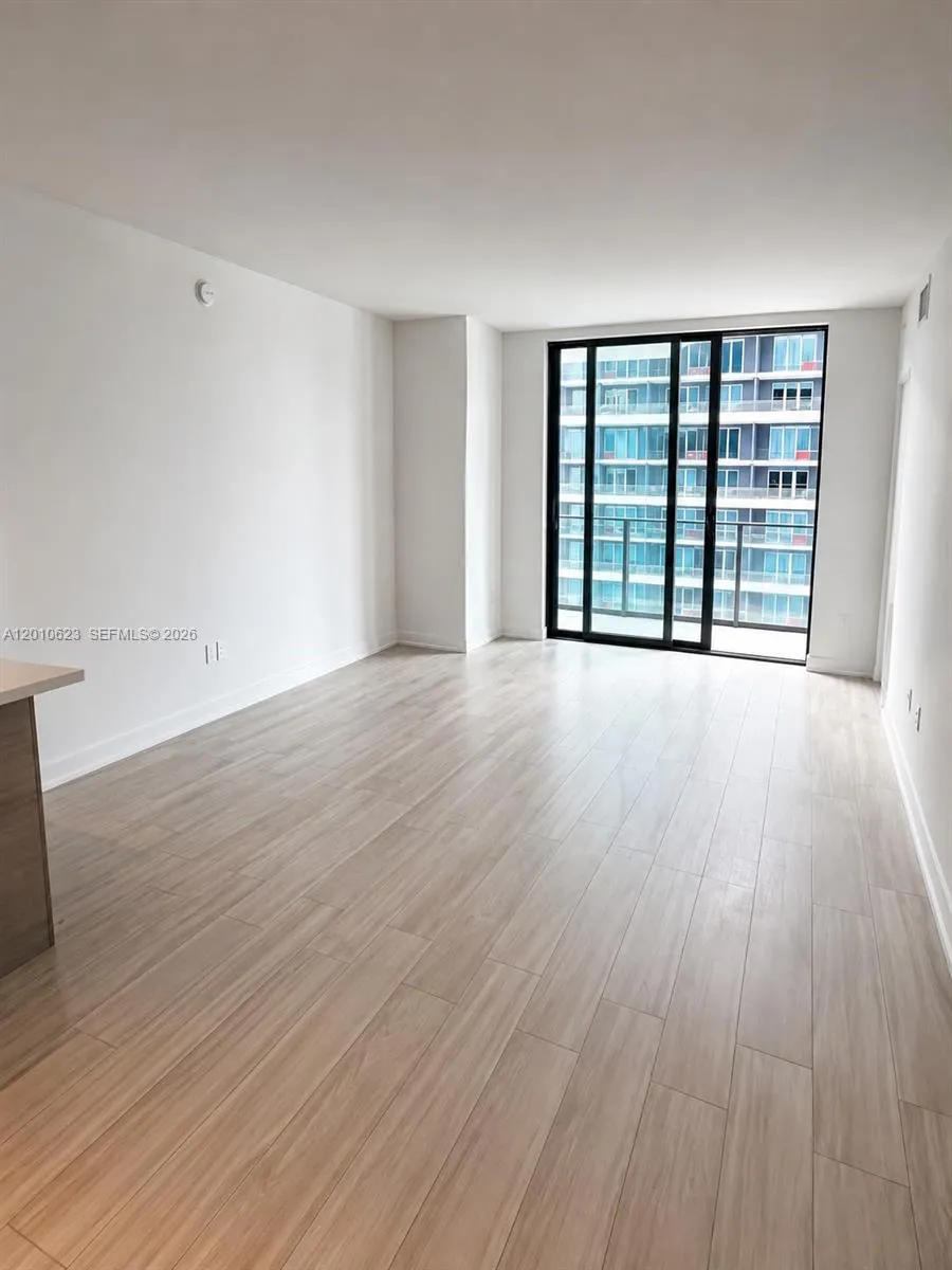 Foto de propiedad en 1300 S Miami Avenue 1908, Miami, FL 33130 Miami con MLS# 